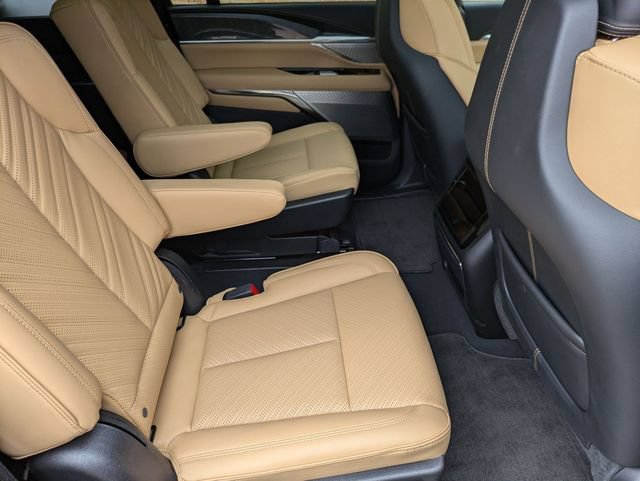 Used 2025 Cadillac Escalade IQ Sport 2 w/ LPO, ONYX Package AWD/4WD image 25