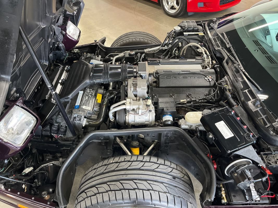 Used 1993 Chevrolet Corvette Coupe RWD image 57