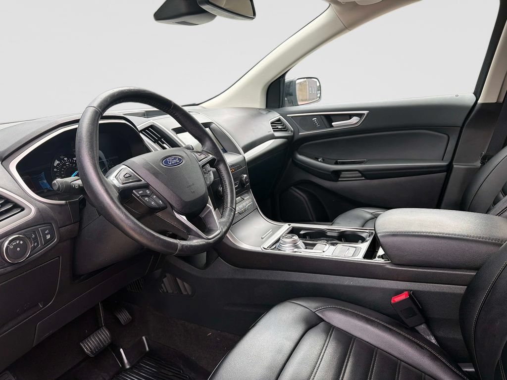 Used 2020 Ford Edge SEL w/ Convenience Package AWD/4WD image 22