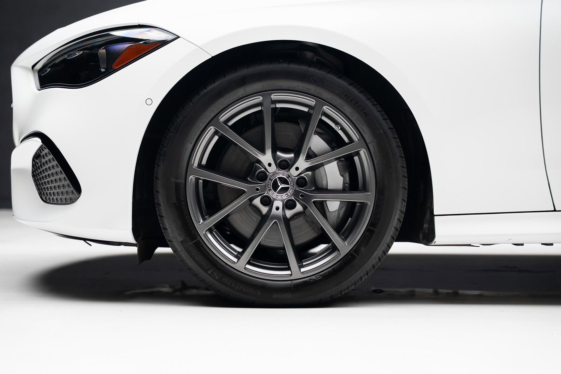 Used 2024 Mercedes-Benz CLE 300 4MATIC Coupe image 20