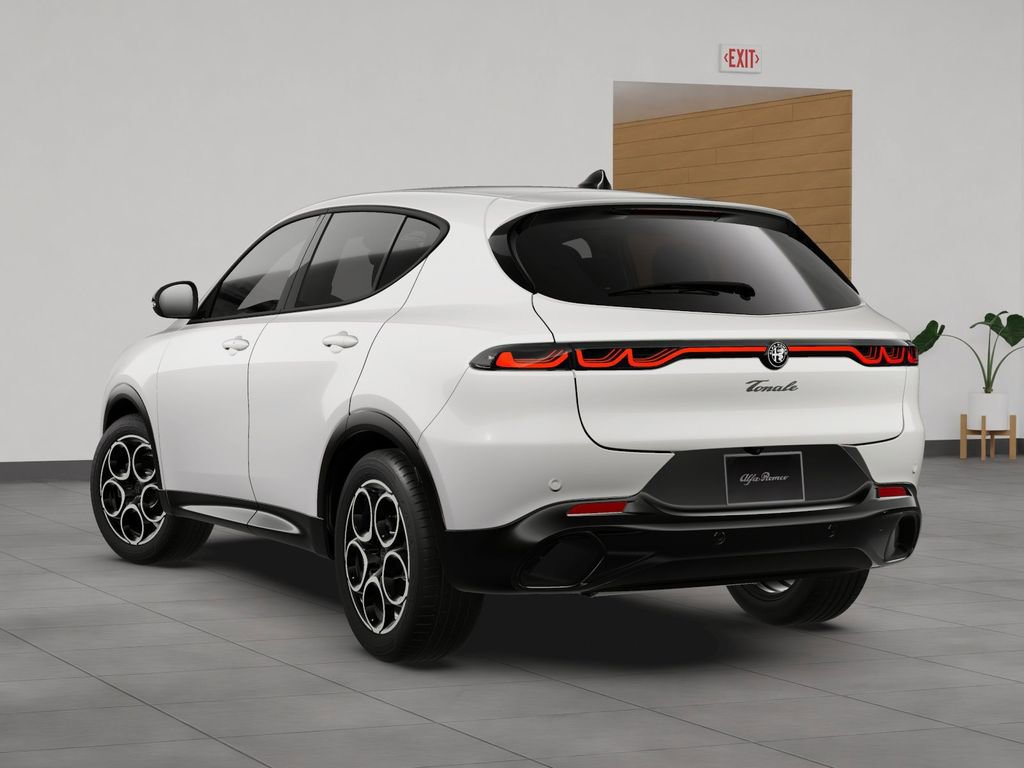 New 2026 Alfa Romeo Tonale image 4