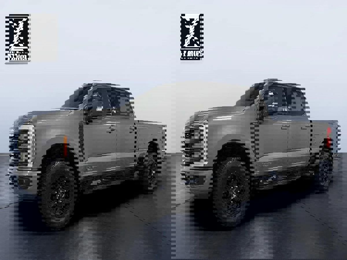 Used 2023 Ford F250 Lariat w/ Black Appearance Package image 2