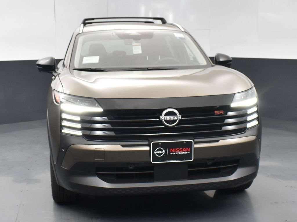 New 2026 Nissan Kicks SR w/ Illumination Package FWD image 2