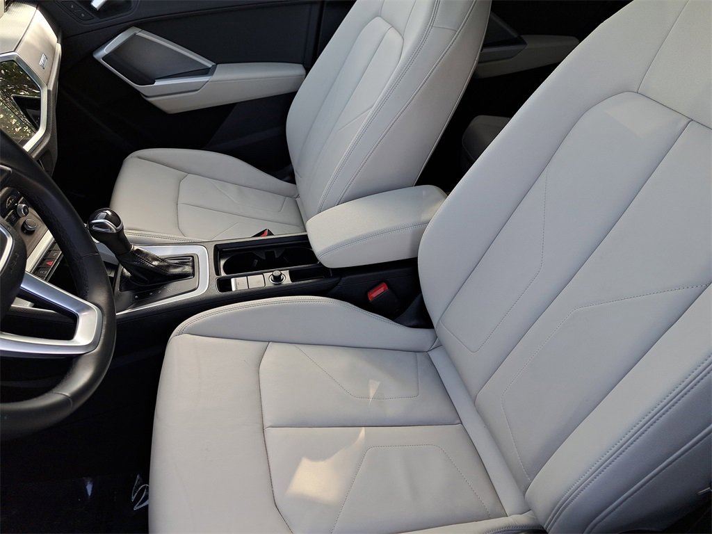 Certified 2023 Audi Q3 2.0T Premium w/ Convenience Package image 18