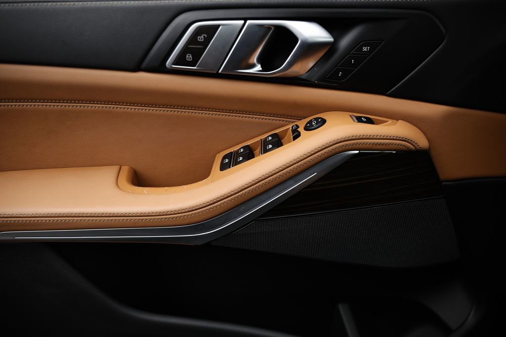 Certified 2024 BMW X5 xDrive40i w/ Parking Assistance Package image 14