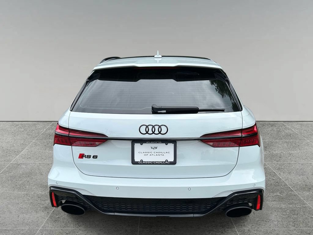 Used 2022 Audi RS 6 w/ Executive Package AWD/4WD image 4