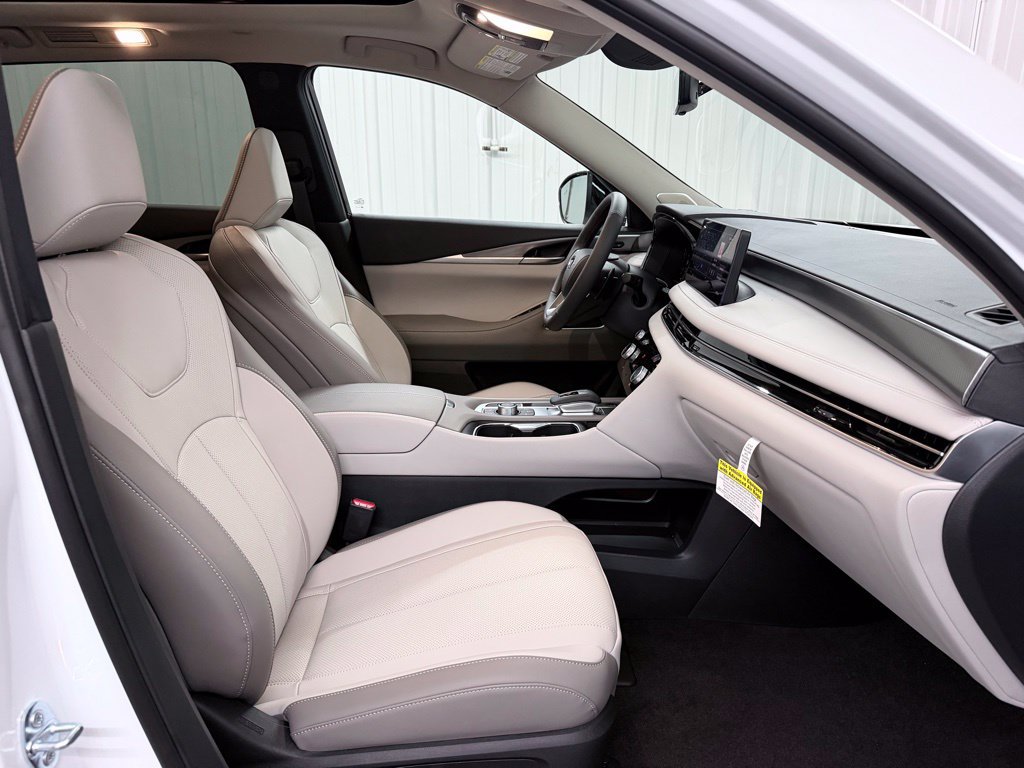 New 2027 INFINITI QX60 Luxe w/ Cargo Package FWD image 42
