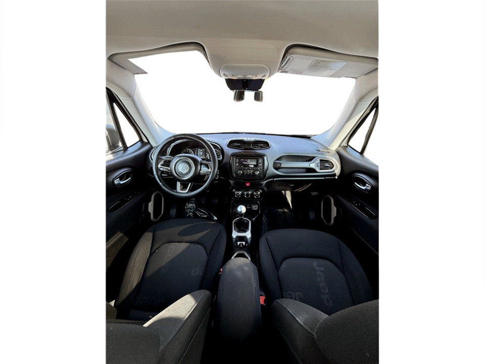 Used 2015 Jeep Renegade Sport image 26
