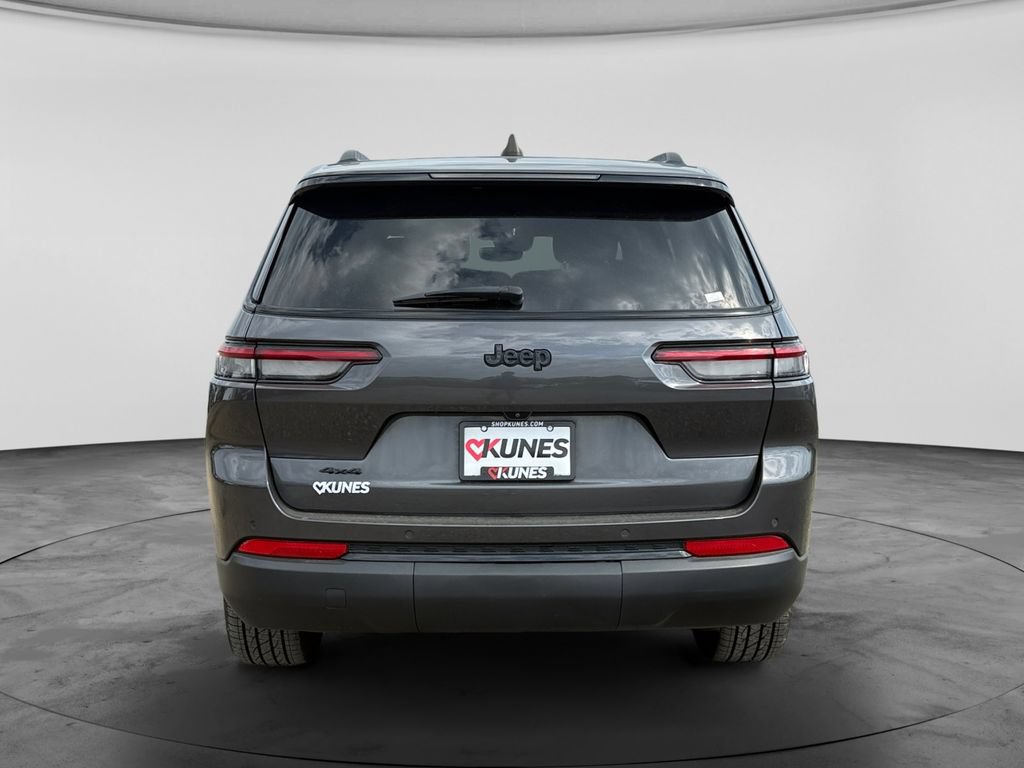 Used 2023 Jeep Grand Cherokee L Laredo AWD/4WD image 9