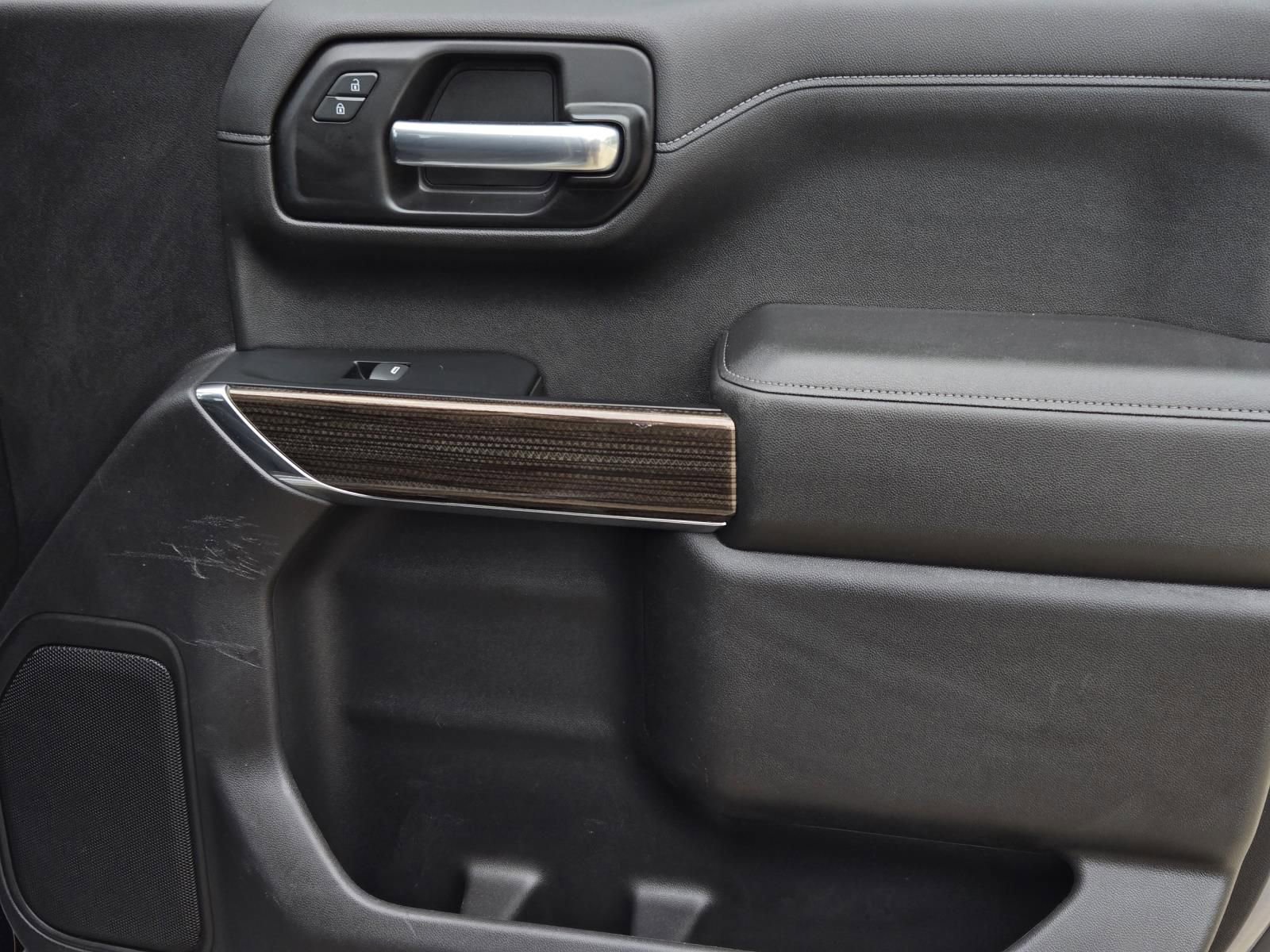 Used 2020 Chevrolet Silverado 1500 LT w/ Texas Edition image 10