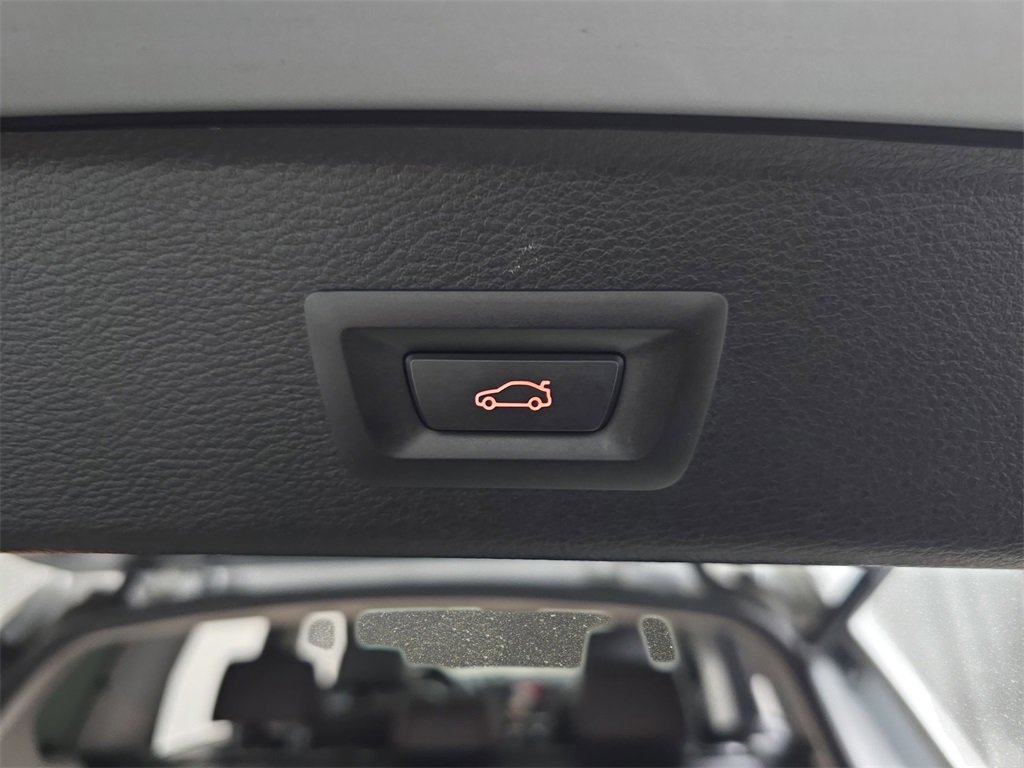 Used 2016 BMW X3 xDrive28d image 16