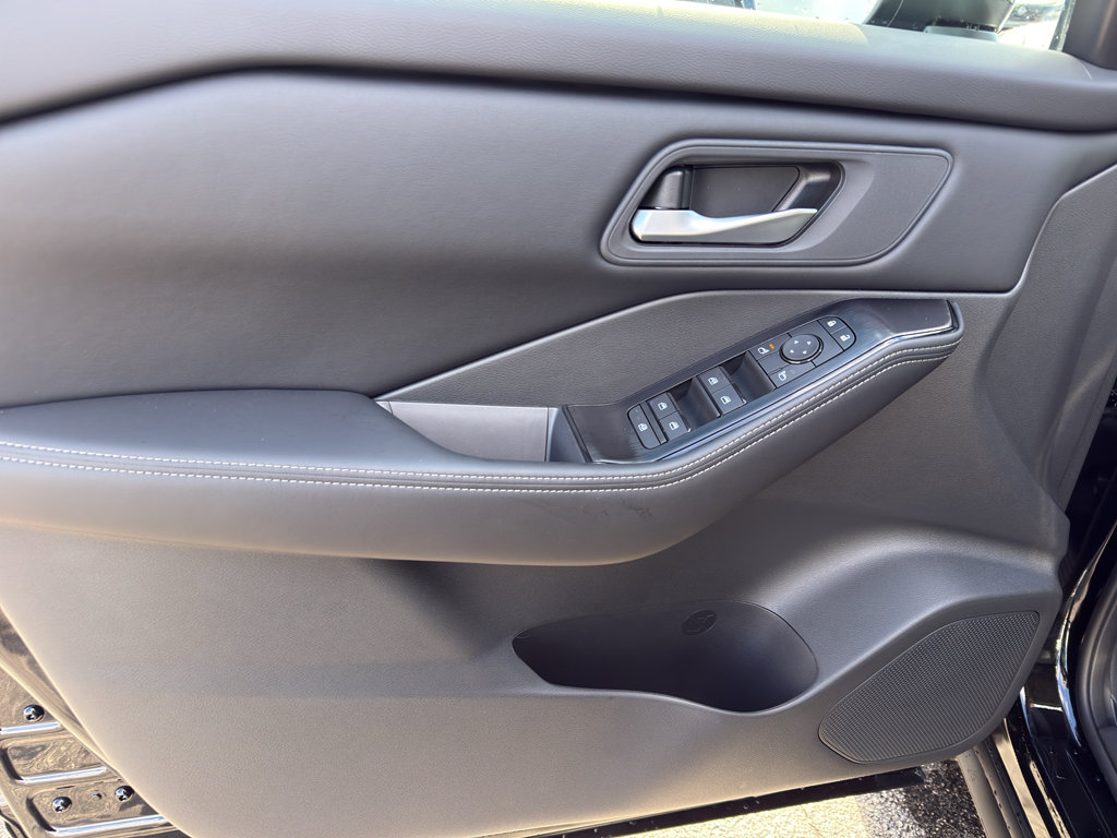 New 2026 Nissan Rogue SV image 13