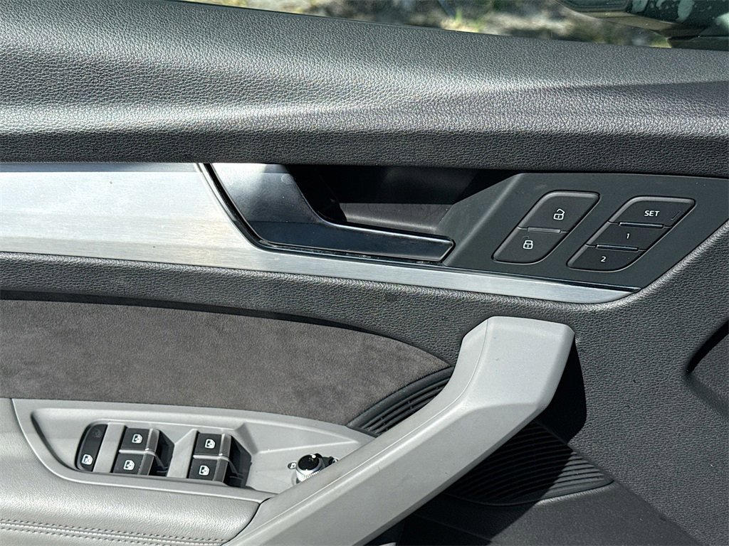 Used 2018 Audi SQ5 Prestige image 19