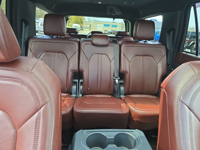 Used 2022 Ford Expedition Limited AWD/4WD image 25