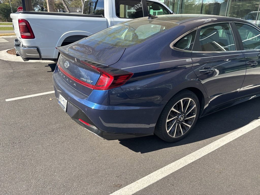 Used 2021 Hyundai Sonata Limited w/ Preferred Accessory Package image 4