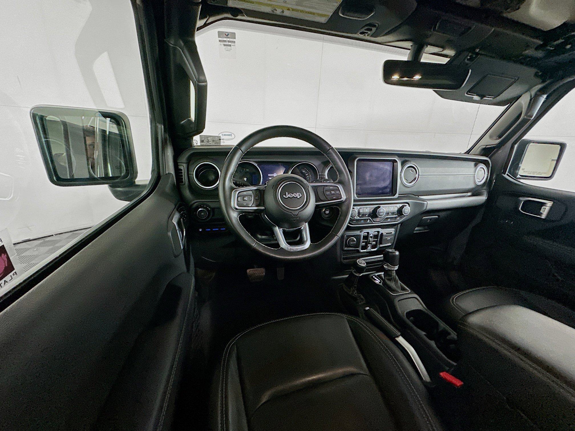 Used 2023 Jeep Wrangler Sahara w/ Cold Weather Group image 18