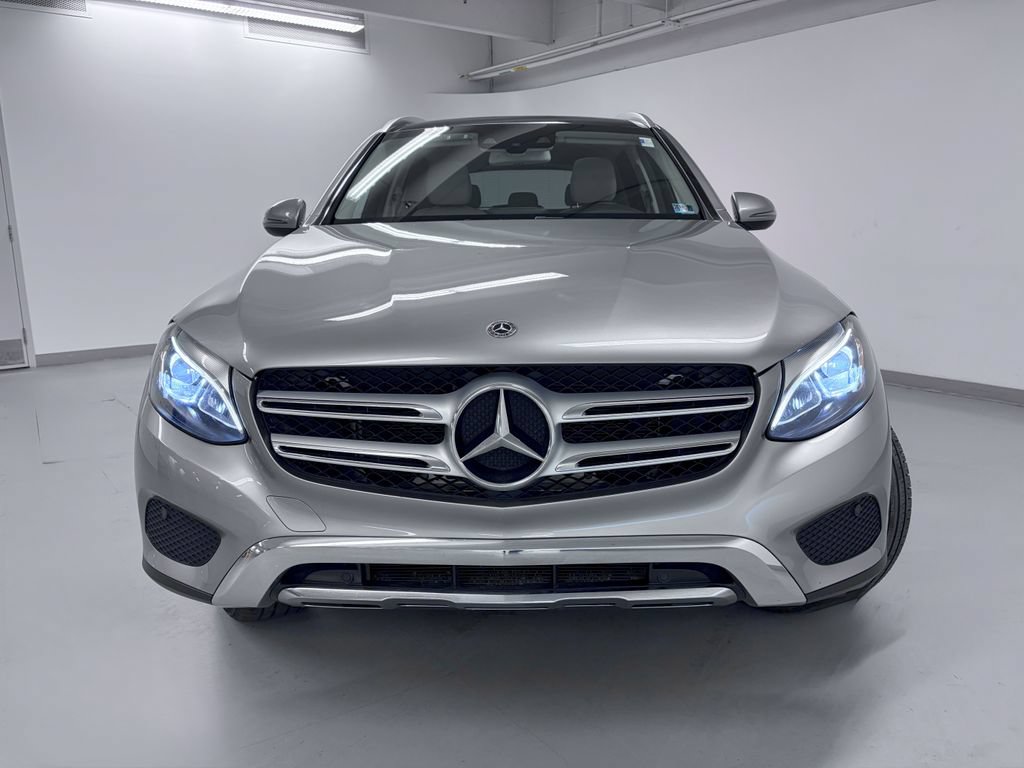 Used 2019 Mercedes-Benz GLC 300 image 3