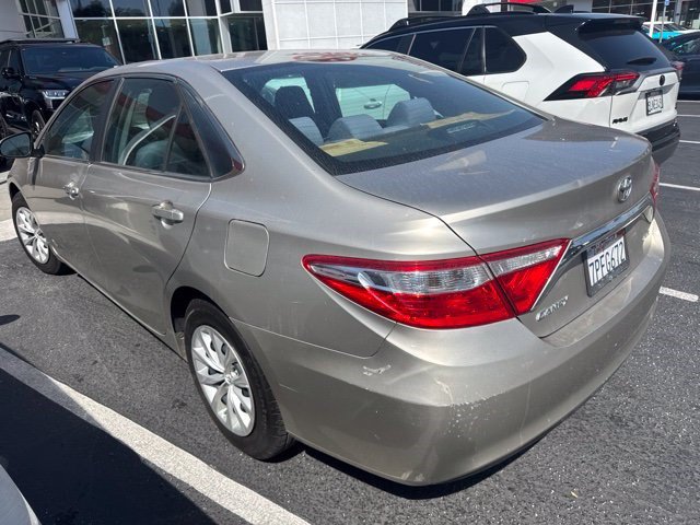 Used 2016 Toyota Camry LE FWD image 5
