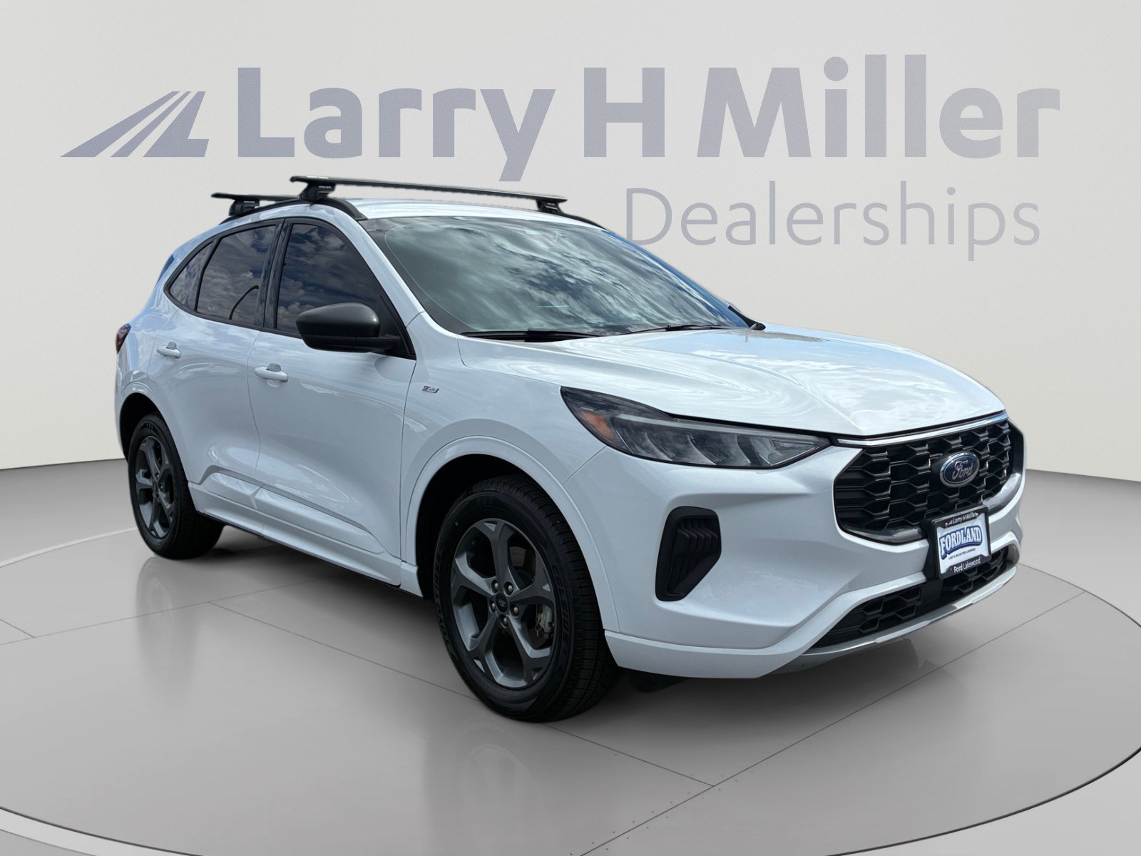 Used 2023 Ford Escape ST-Line AWD/4WD image 7
