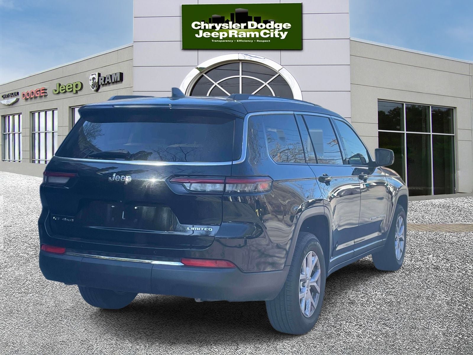 Used 2022 Jeep Grand Cherokee L Limited image 6
