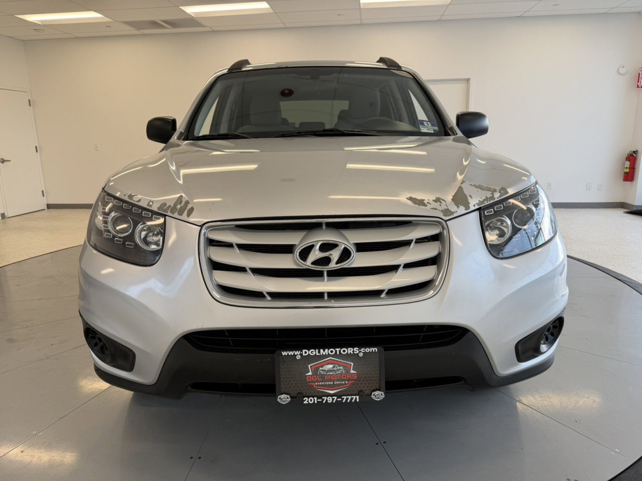 Used 2010 Hyundai Santa Fe GLS image 2
