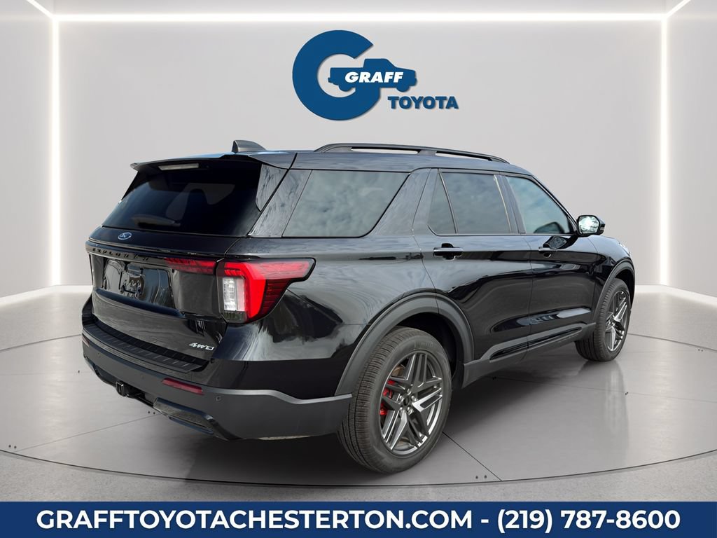 Used 2026 Ford Explorer ST-Line w/ ST-Line Street Pack AWD/4WD image 7