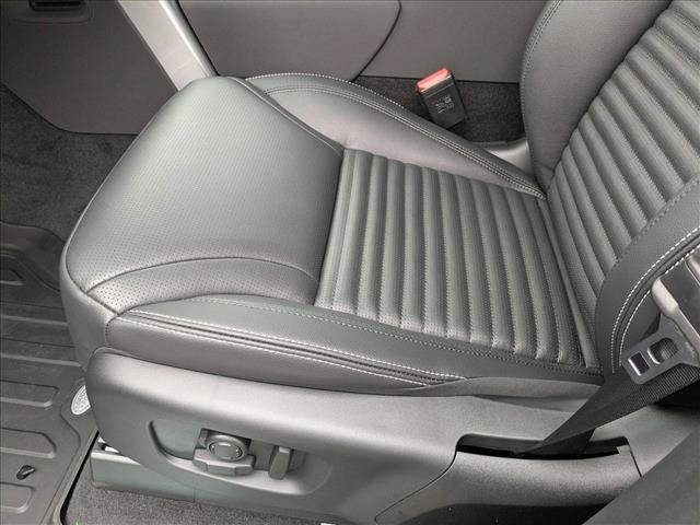 New 2026 Land Rover Discovery S AWD/4WD image 4