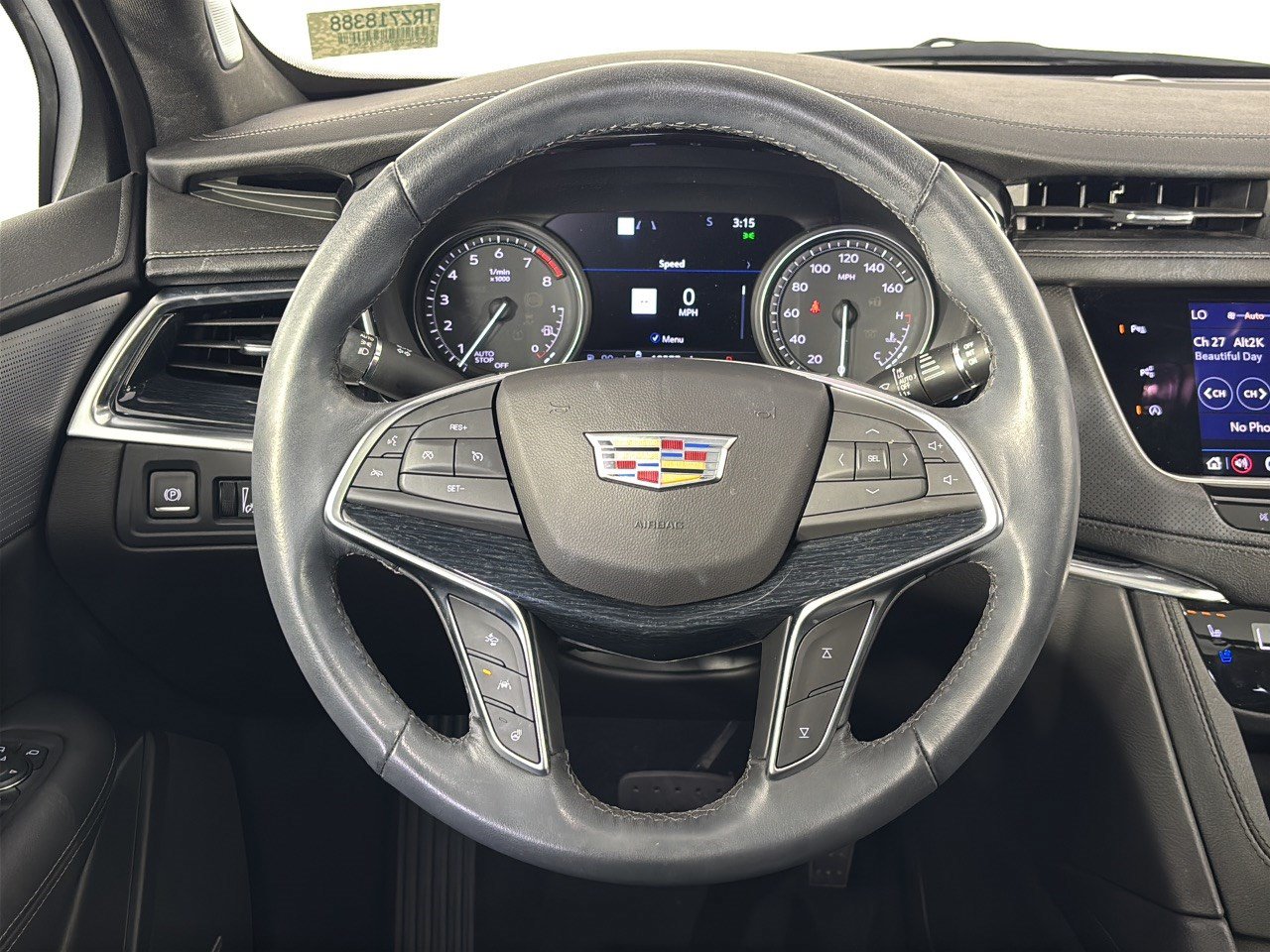 Used 2024 Cadillac XT5 Premium Luxury w/ Technology Package FWD image 10