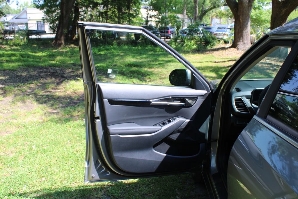 New 2026 Kia Seltos EX image 18