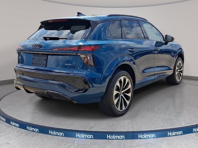 New 2026 Audi Q3 quattro 2.0T AWD/4WD image 3