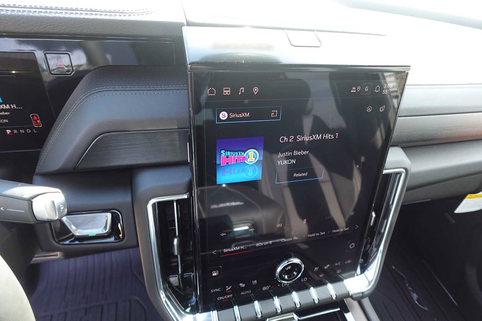 New 2026 GMC Yukon Denali w/ Denali Reserve Package image 20