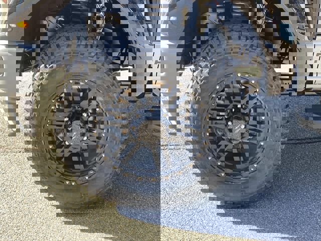 New 2026 Ford F250 Lariat w/ Black Appearance Package image 8