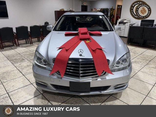 Used 2010 Mercedes-Benz S 550 4MATIC image 1