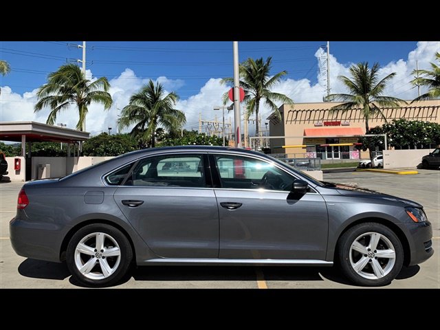 Used 2014 Volkswagen Passat 1.8T Wolfsburg Edition FWD image 4