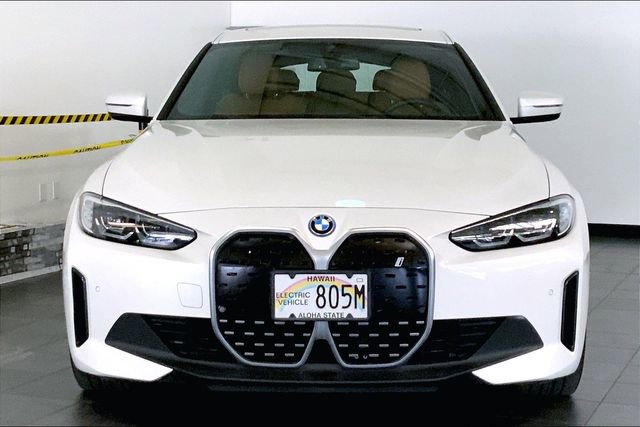 Certified 2022 BMW i4 eDrive40 image 3