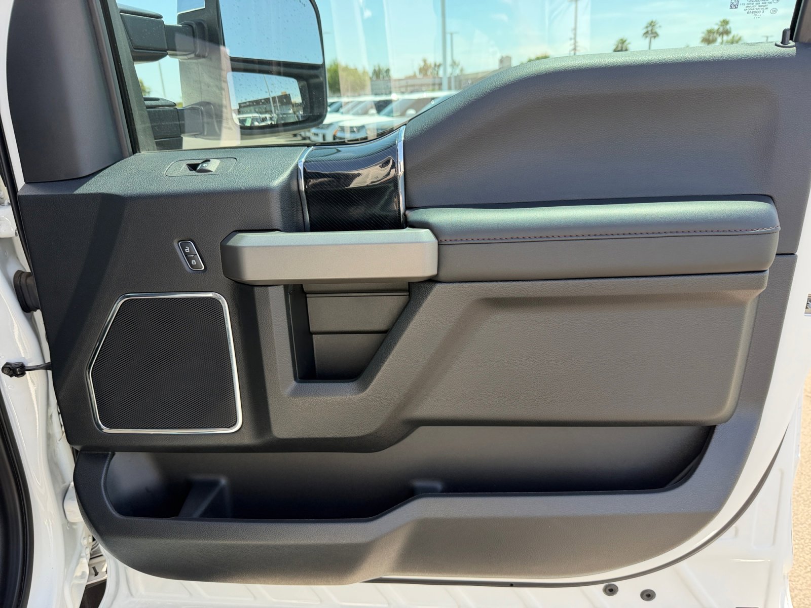 Used 2021 Ford F250 Platinum AWD/4WD image 16