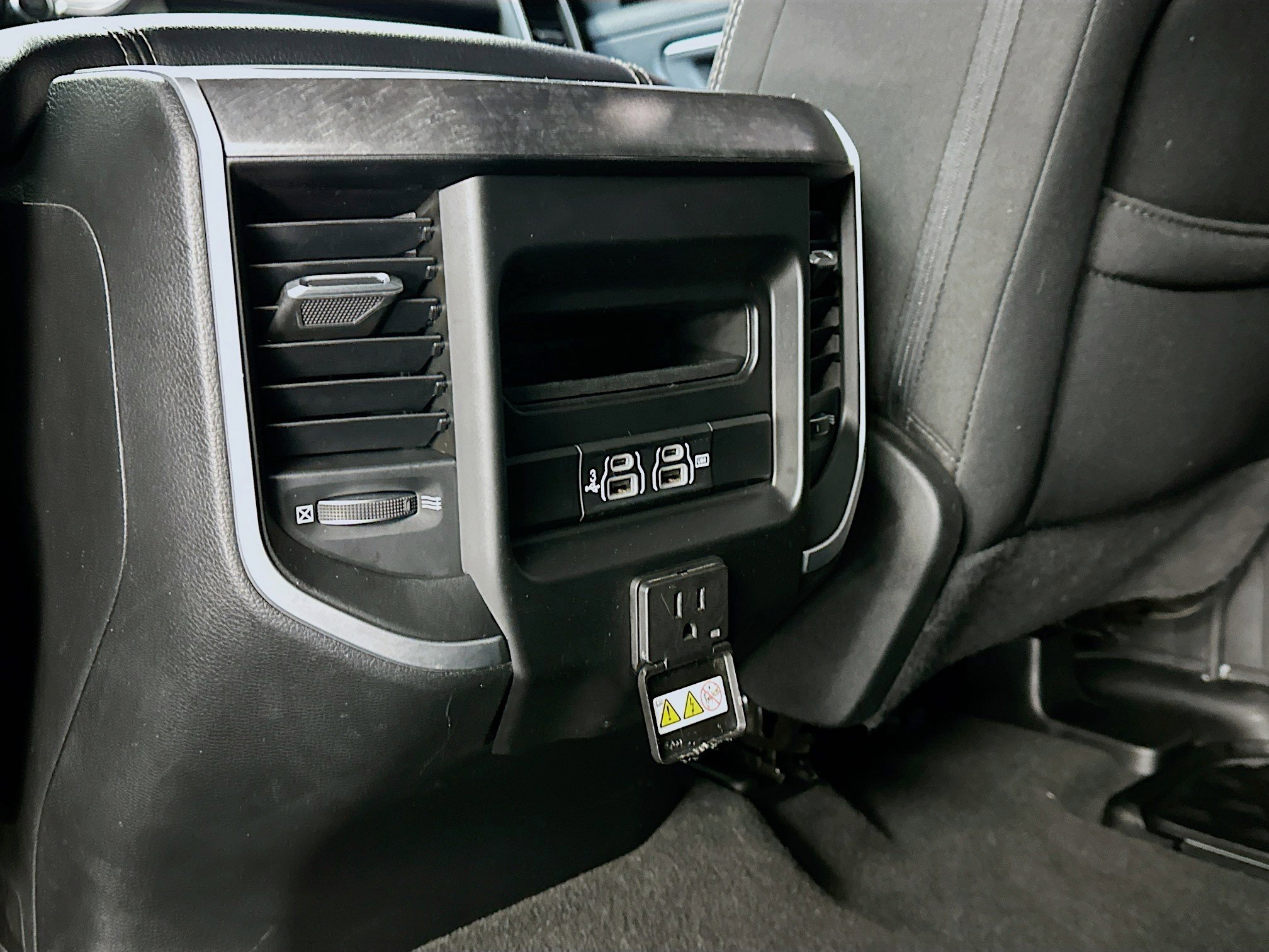 Used 2020 RAM 1500 Big Horn AWD/4WD image 27