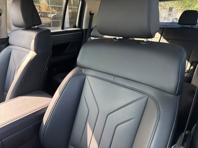 Used 2025 Hyundai Santa Fe SEL image 9