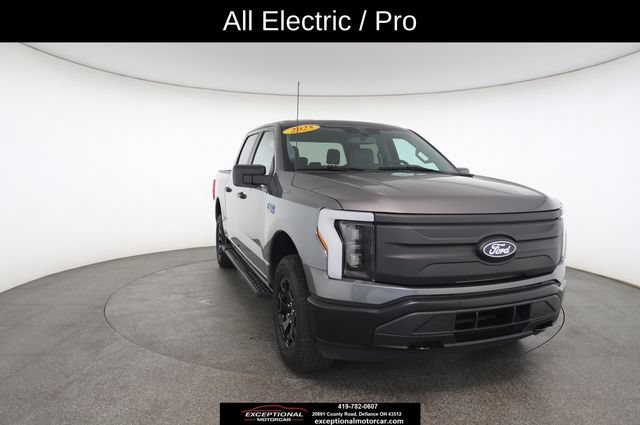 Used 2025 Ford F150 Lightning Pro w/ Max Trailer Tow Package AWD/4WD image 29