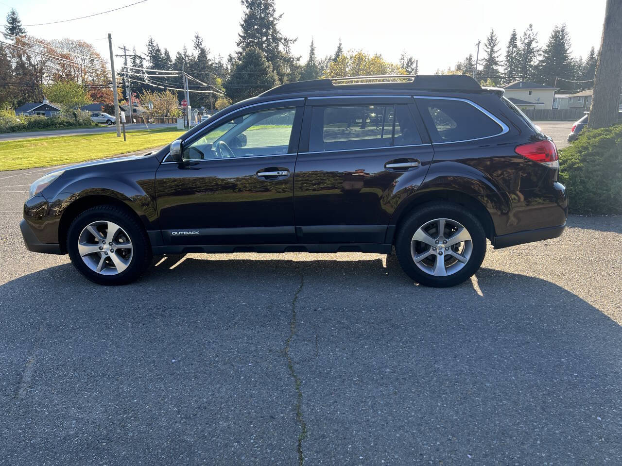 Used 2013 Subaru Outback 2.5i Limited AWD/4WD image 8