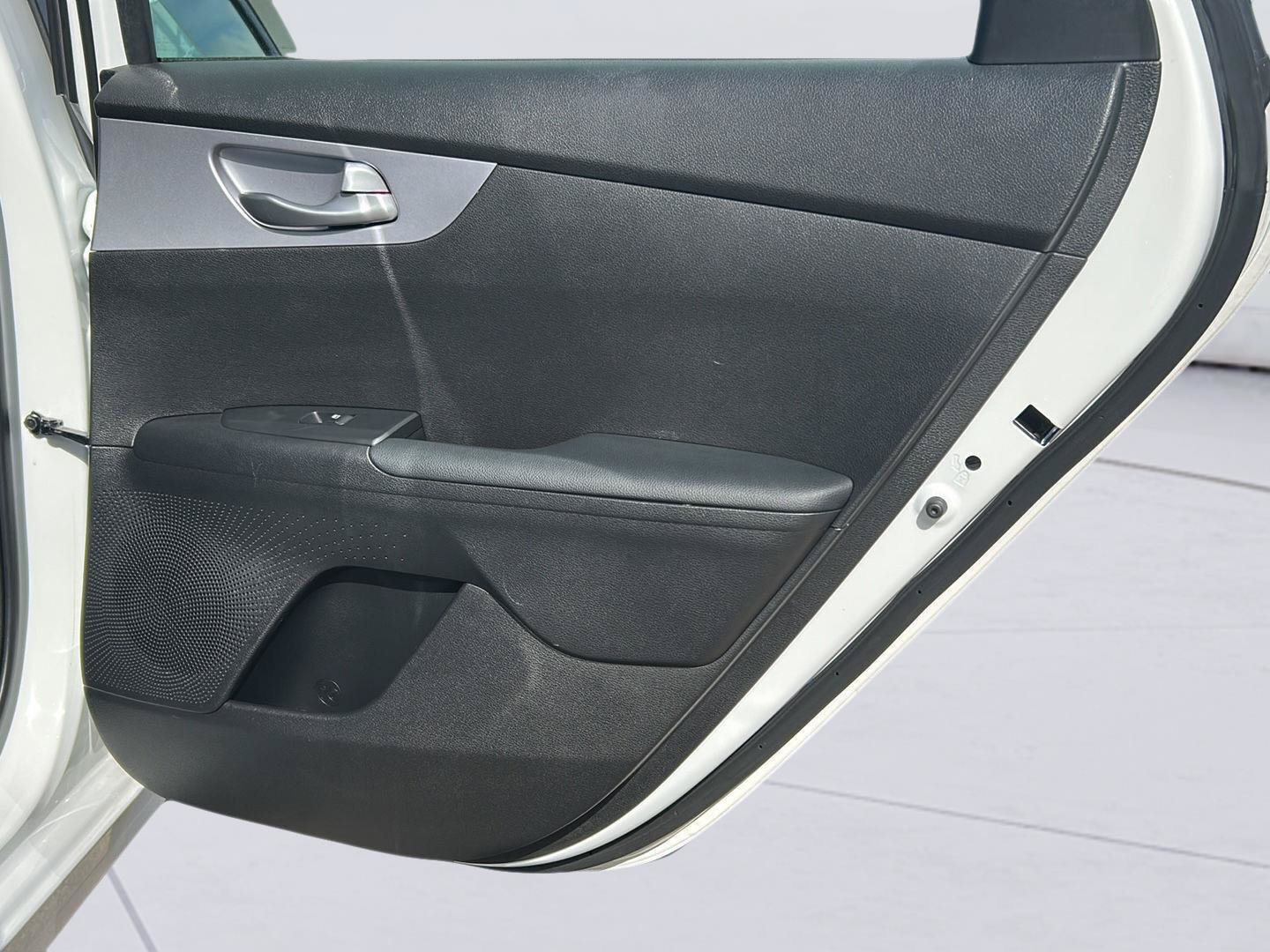 Used 2024 Kia Forte LXS FWD image 22