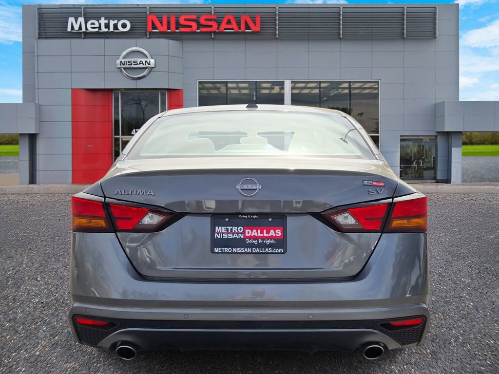 Certified 2024 Nissan Altima 2.5 SV w/ SV Premium Package image 5