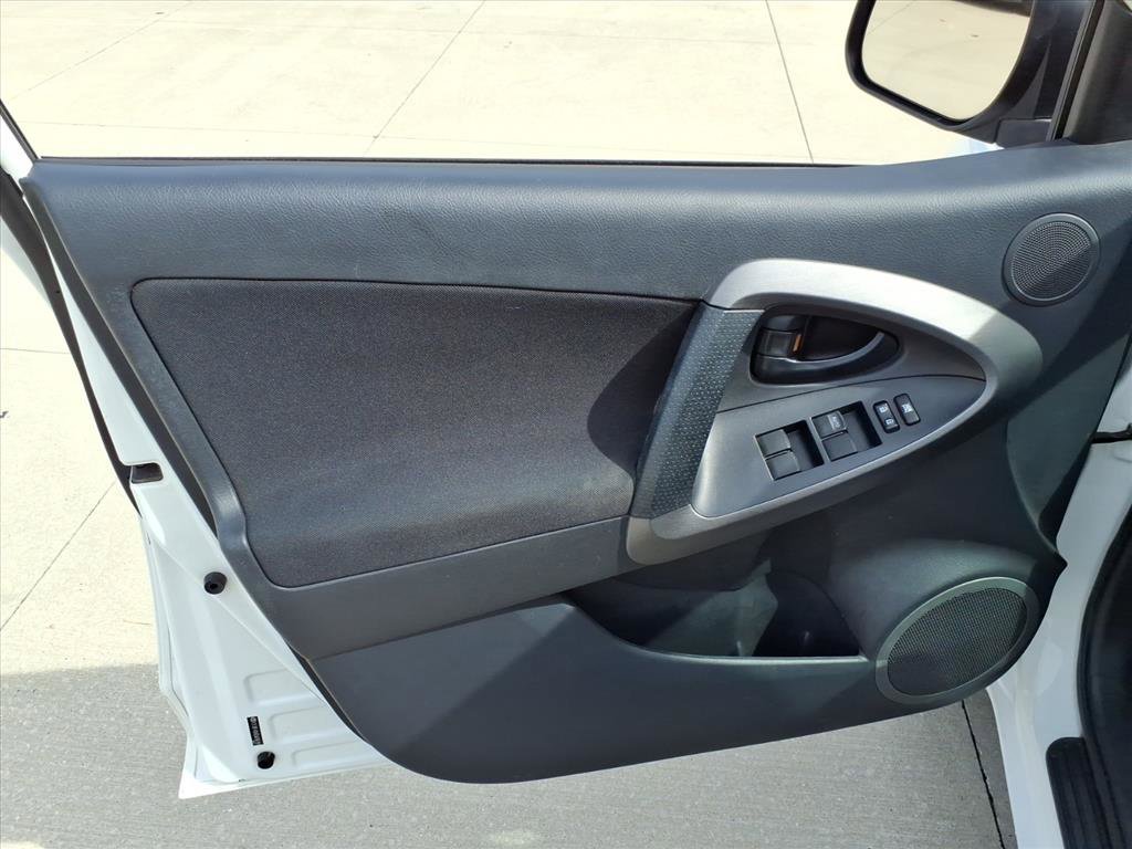 Used 2012 Toyota RAV4 Sport image 20