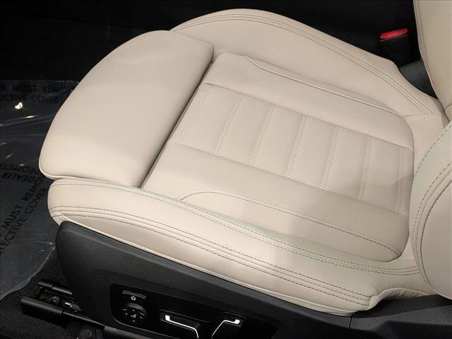 New 2026 BMW 430i xDrive Convertible image 4