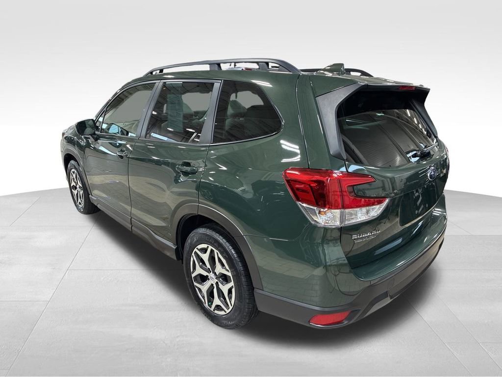Certified 2023 Subaru Forester Premium image 7
