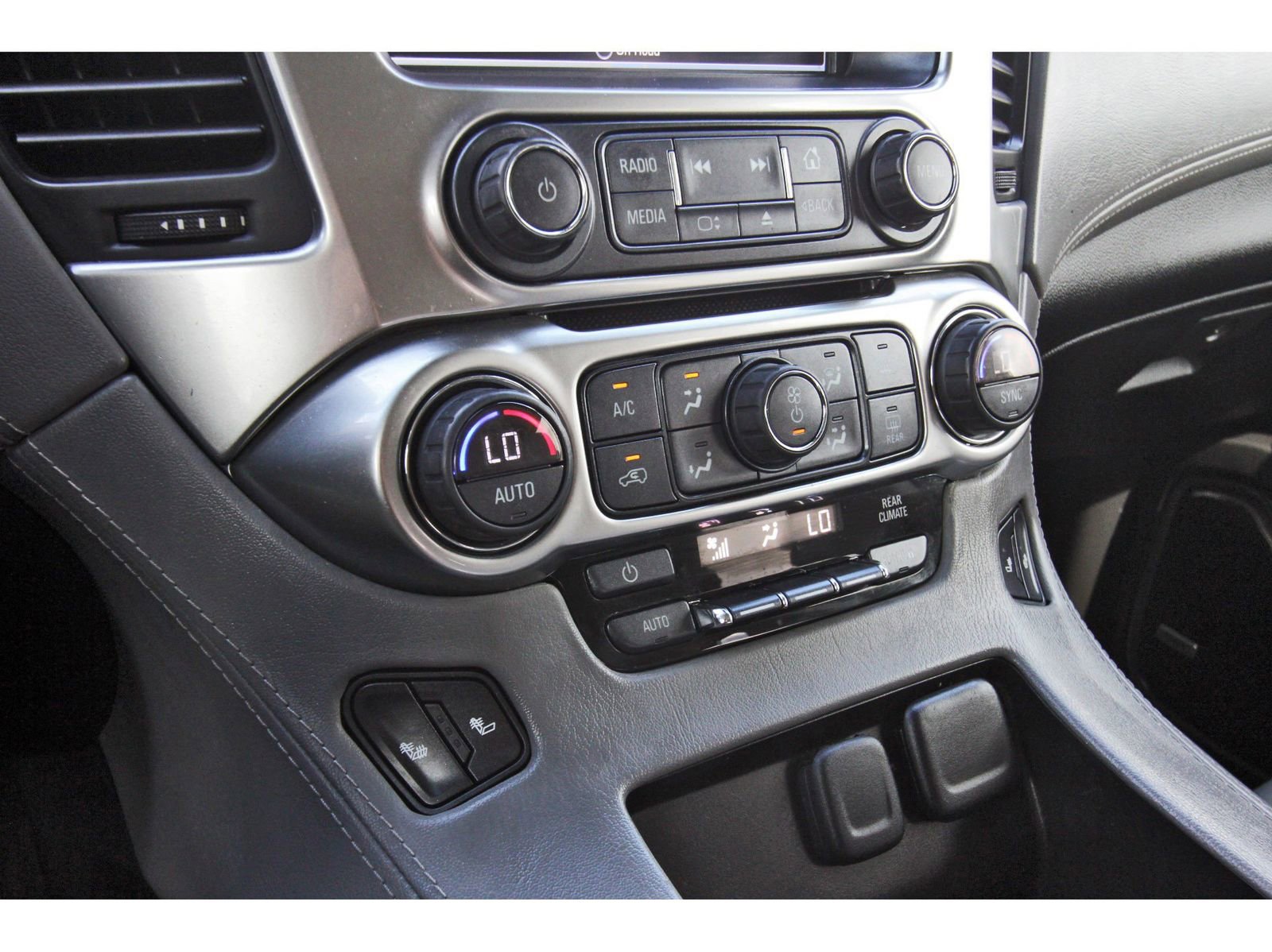 Used 2016 Chevrolet Tahoe LT image 26