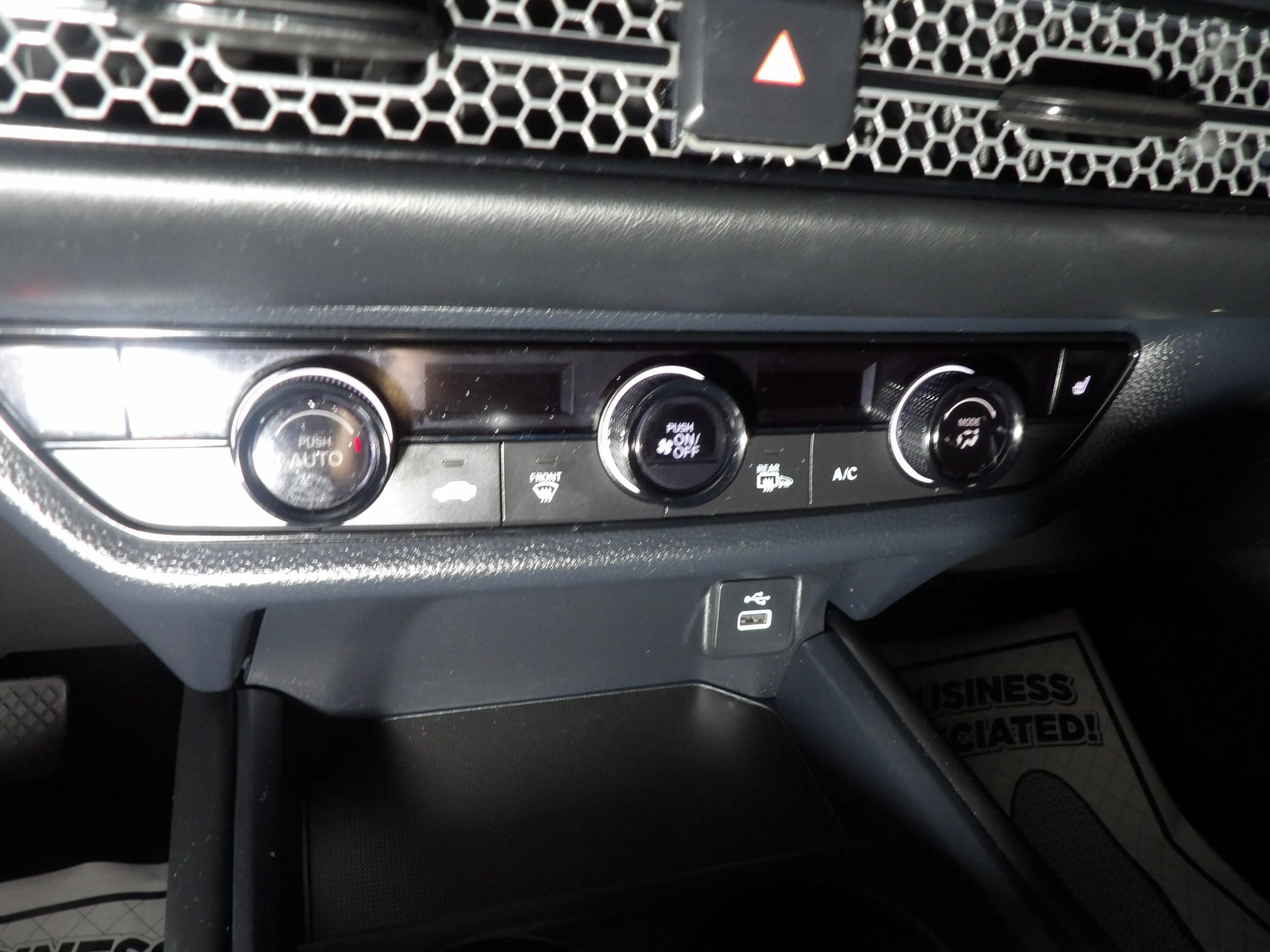 Used 2023 Honda HR-V Sport image 14