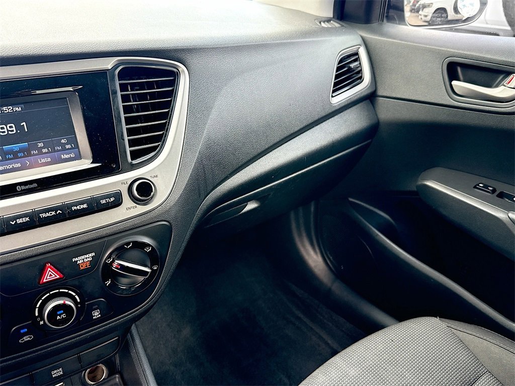 Used 2018 Hyundai Accent SE image 23