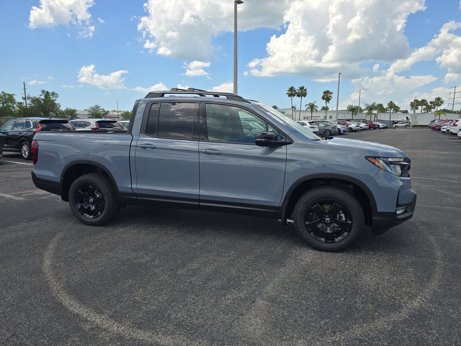 New 2026 Honda Ridgeline Black Edition image 2