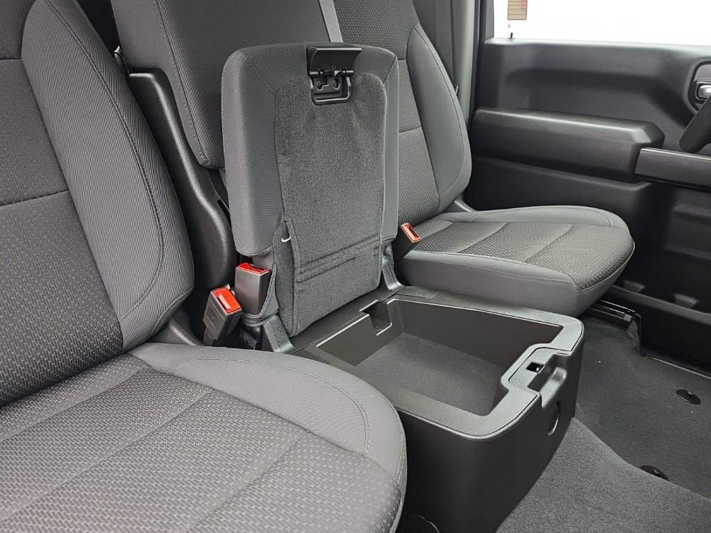 Used 2025 Chevrolet Silverado 2500 W/T image 38